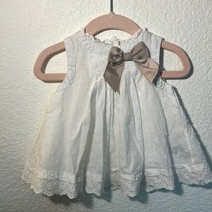 Savannah Baby Dress White Lace Trim Bow Sz 3-6mo Gently Used